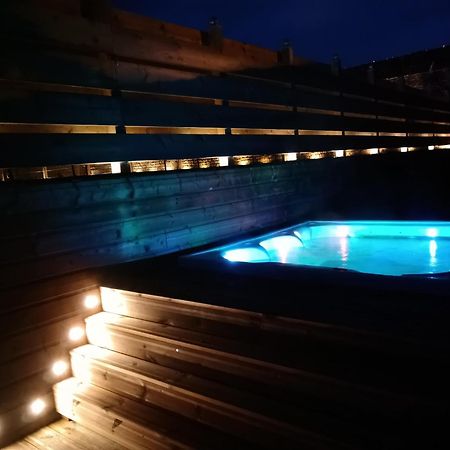 Bed & Breakfast Chateau Les Cedres Bretteville-l'Orgueilleuse Bagian luar foto
