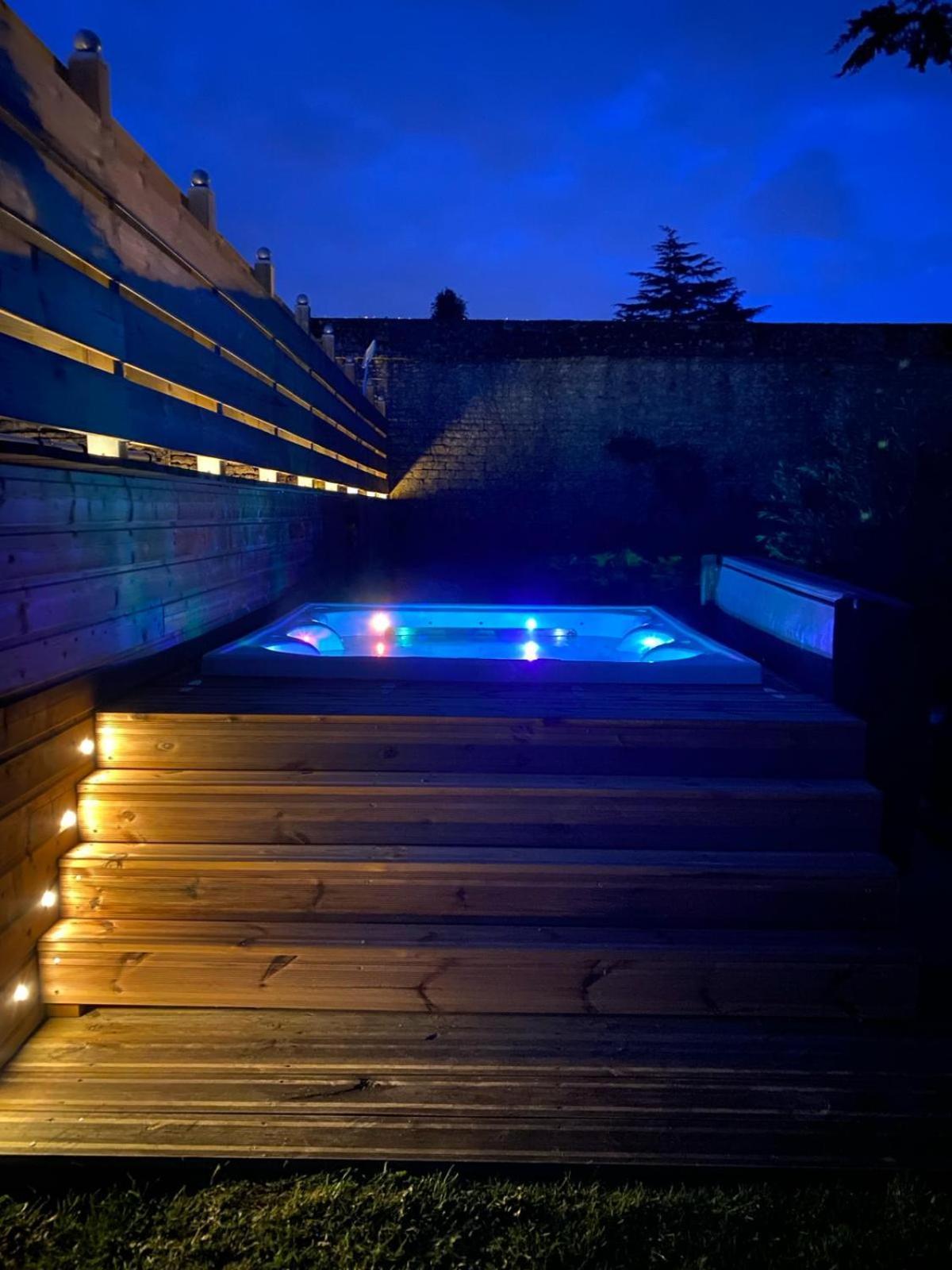 Bed & Breakfast Chateau Les Cedres Bretteville-l'Orgueilleuse Bagian luar foto