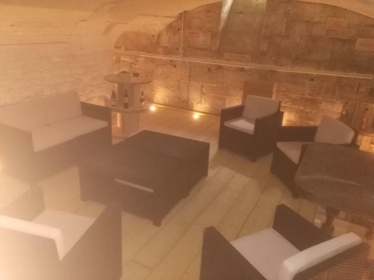 Bed & Breakfast Chateau Les Cedres Bretteville-l'Orgueilleuse Bagian luar foto