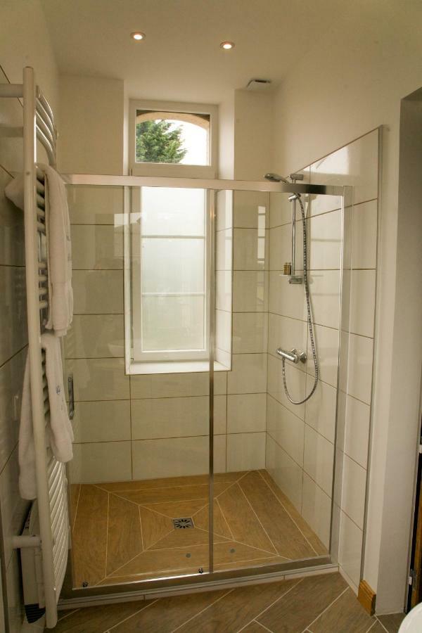 Bed & Breakfast Chateau Les Cedres Bretteville-l'Orgueilleuse Bagian luar foto