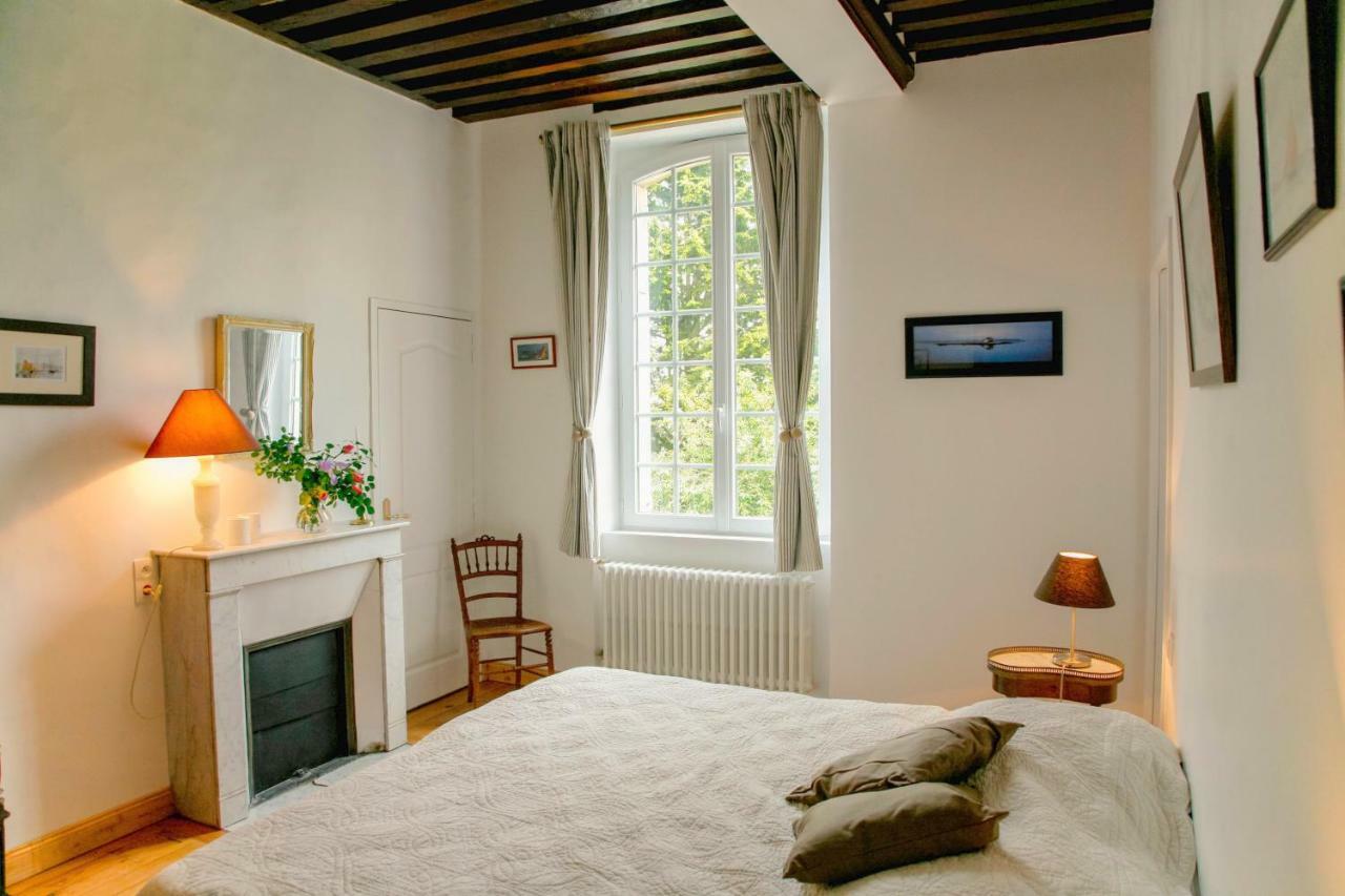 Bed & Breakfast Chateau Les Cedres Bretteville-l'Orgueilleuse Bagian luar foto